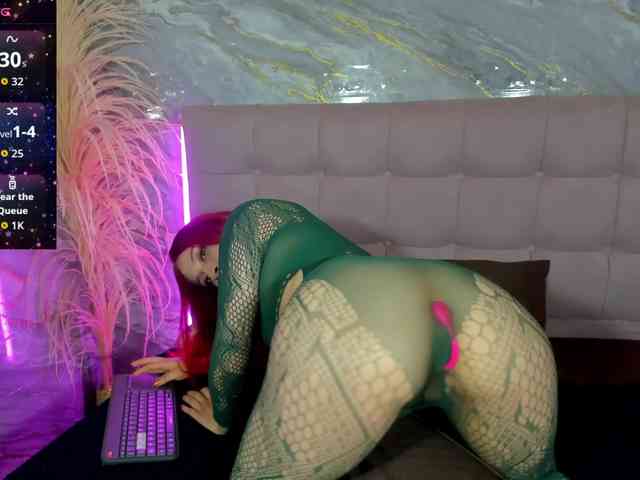 victoria-keyy webcam