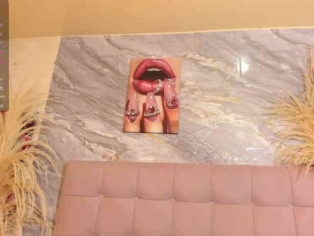 victoria-keyy webcam