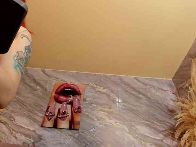 victoria-keyy webcam