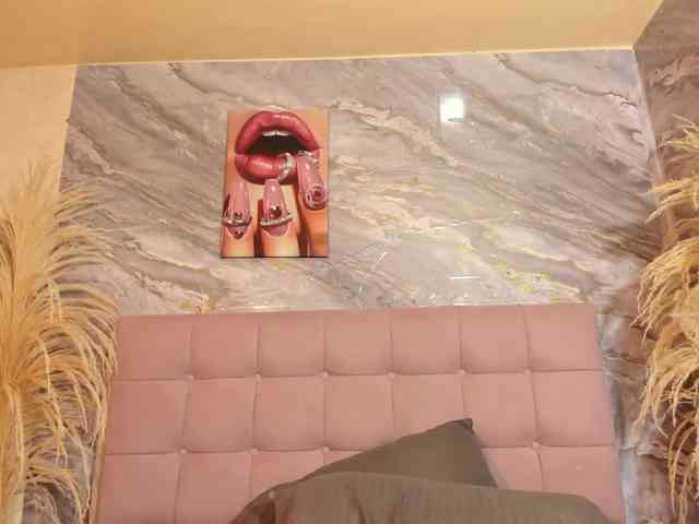 victoria-keyy webcam