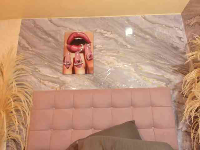 victoria-keyy webcam