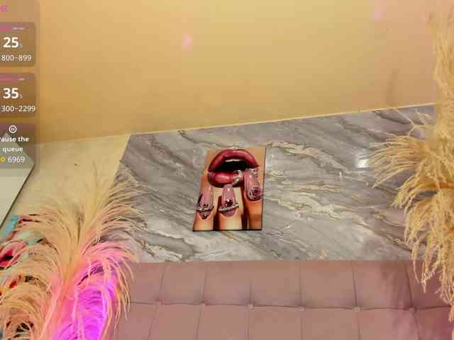victoria-keyy webcam