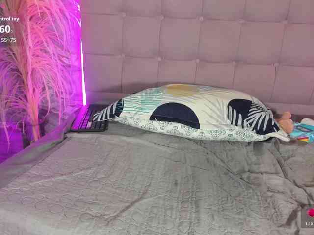 victoria-keyy webcam