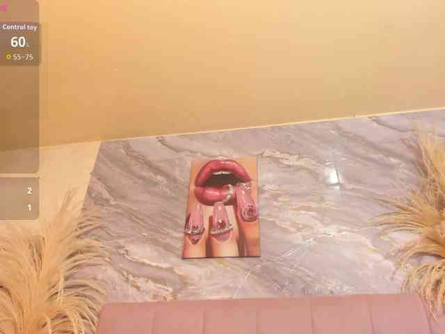 victoria-keyy webcam
