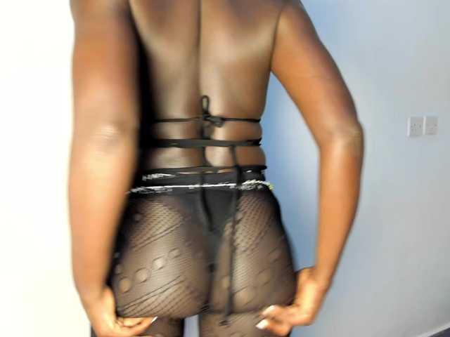 Lisareed3 live cam on BongaCams