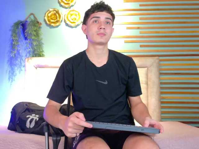 aalejo-gray