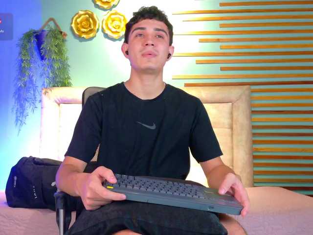 aalejo-gray