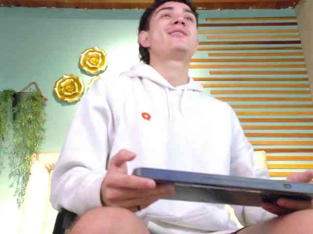 aalejo-gray