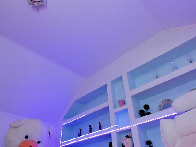 TouchMyTattoo live cam on BongaCams