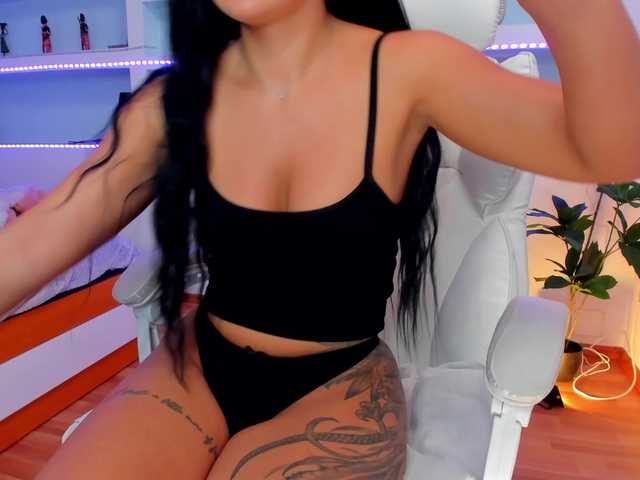 TouchMyTattoo live cam on BongaCams
