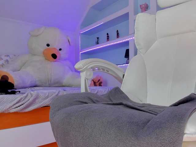 TouchMyTattoo live cam on BongaCams