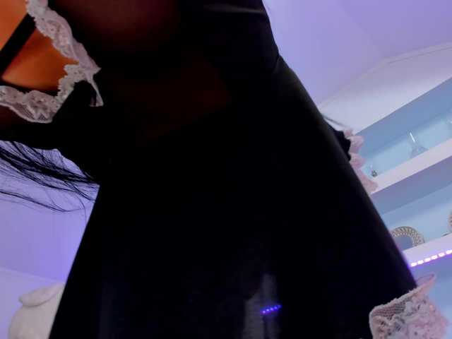 TouchMyTattoo live webcam show