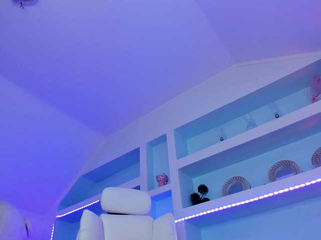 TouchMyTattoo live cam on BongaCams