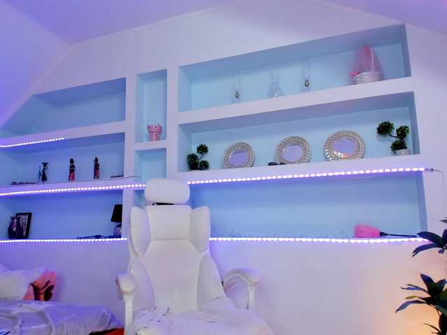 TouchMyTattoo live cam on BongaCams