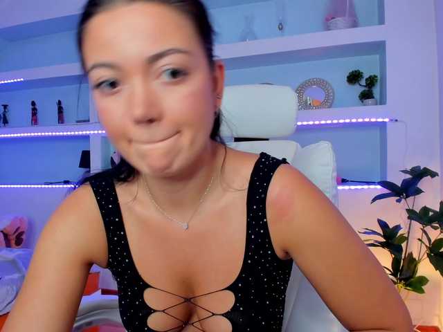 TouchMyTattoo live cam on BongaCams