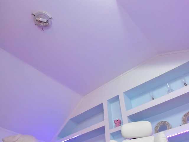 TouchMyTattoo live cam on BongaCams