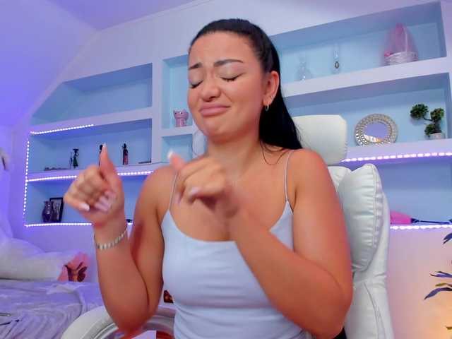 TouchMyTattoo live webcam show