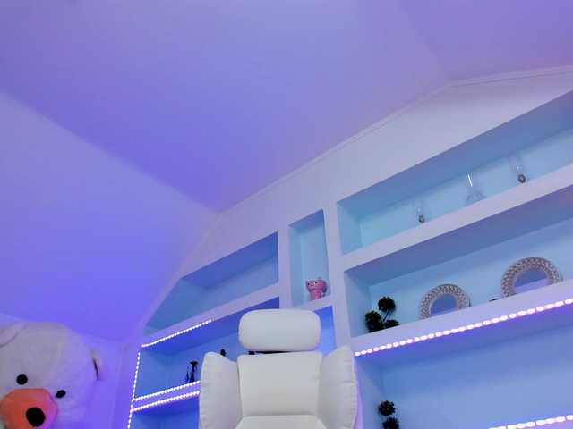 TouchMyTattoo live cam on BongaCams