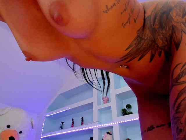 TouchMyTattoo TouchMyTattoo