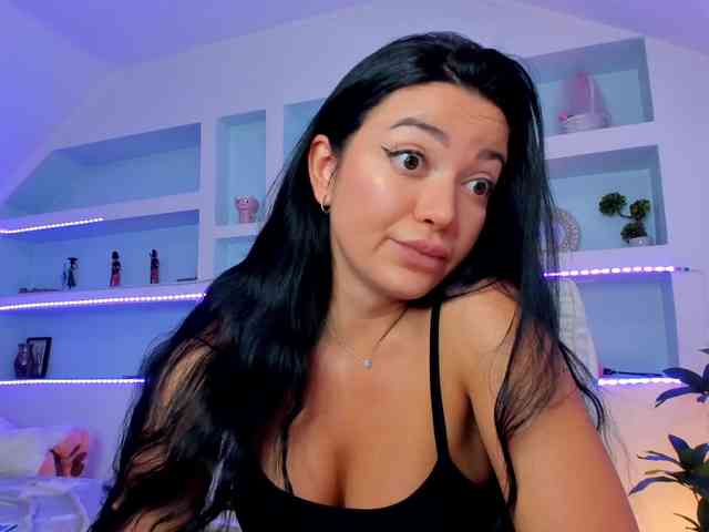 TouchMyTattoo webcam