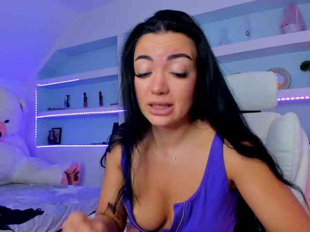 TouchMyTattoo webcam