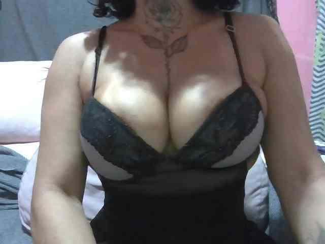 titiasafadinha webcam