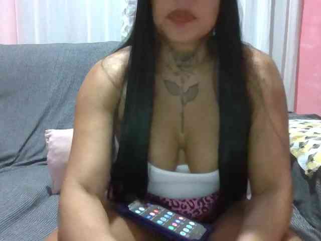 Modelo: titiasafadinha