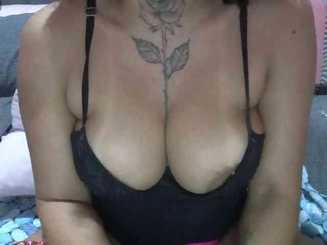 titiasafadinha webcam