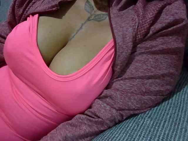 Modelo: titiasafadinha