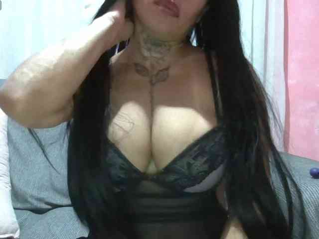 Modelo: titiasafadinha