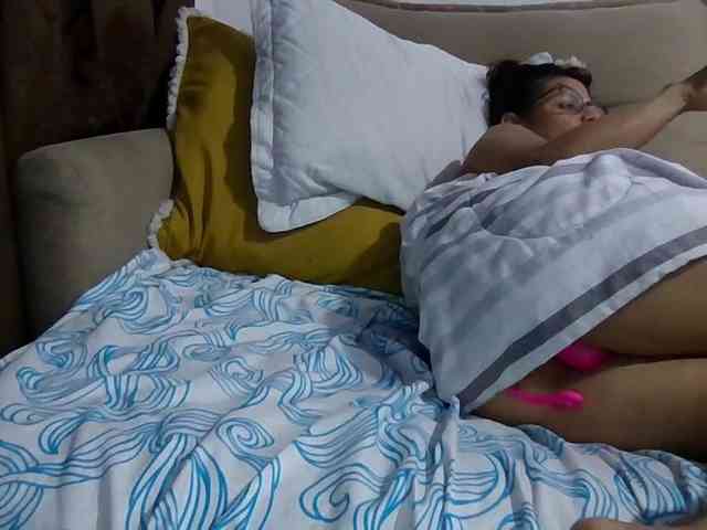 Modelo: titiasafadinha