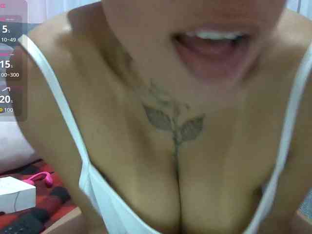 Modelo: titiasafadinha