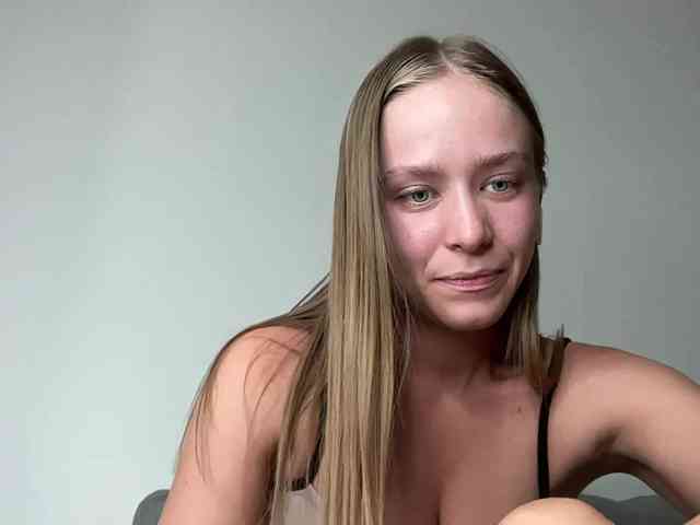 DanikaMory webcam
