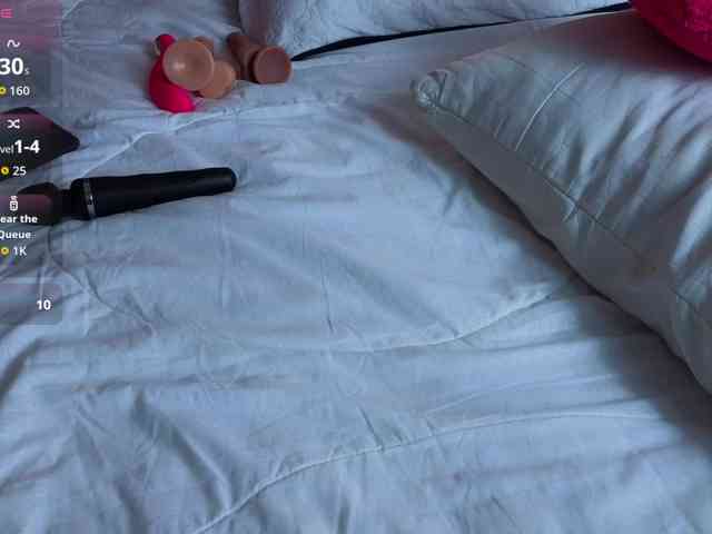 Emma-Revees webcam