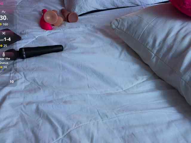 Emma-Revees webcam