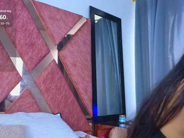 Emma-Revees webcam