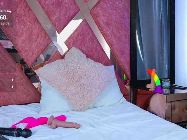 Emma-Revees webcam