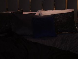 AlesiaDessmond Porn Show