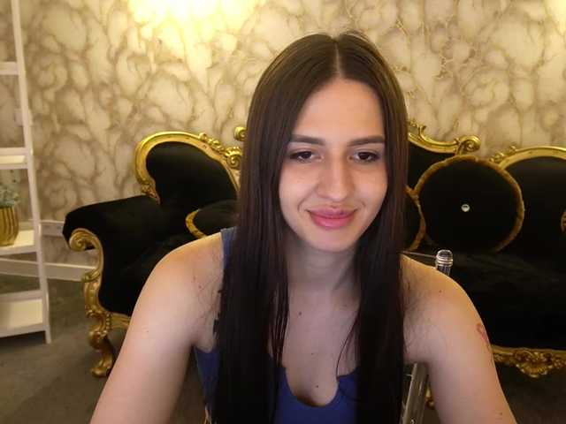 AlesiaDessmond live webcam show