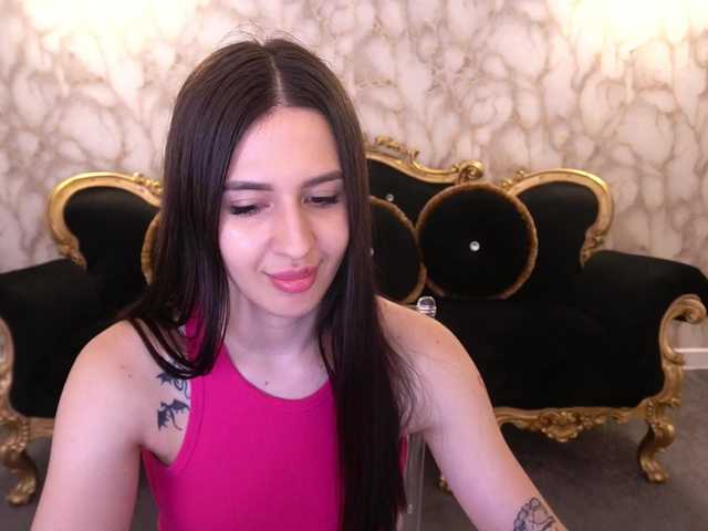 AlesiaDessmond live webcam show
