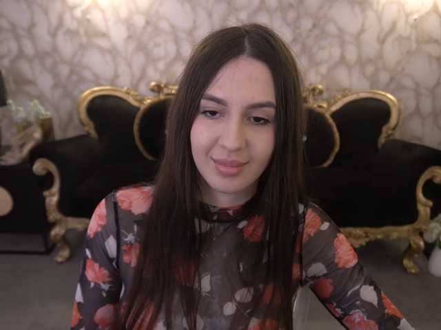 AlesiaDessmond live cam on BongaCams