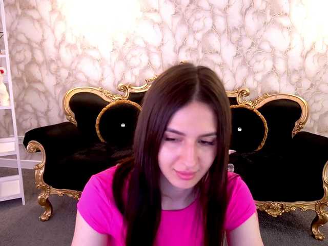 AlesiaDessmond live cam on BongaCams