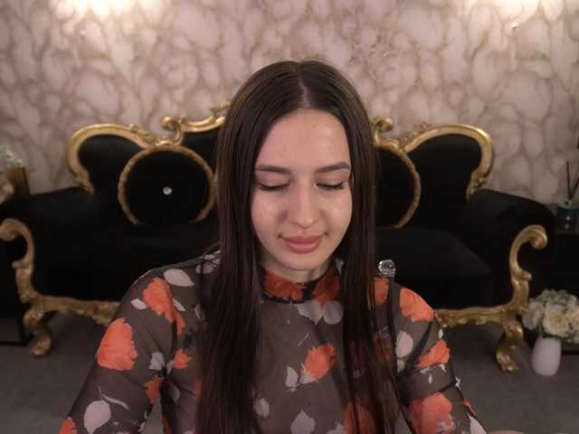 AlesiaDessmond live cam on BongaCams