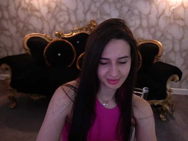 AlesiaDessmond live webcam show