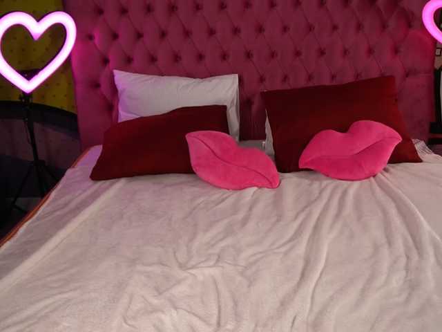 AlesiaDessmond live cam preview