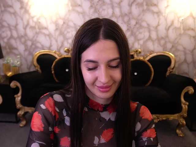 AlesiaDessmond live cam on BongaCams
