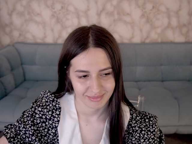 AlesiaDessmond live cam on BongaCams