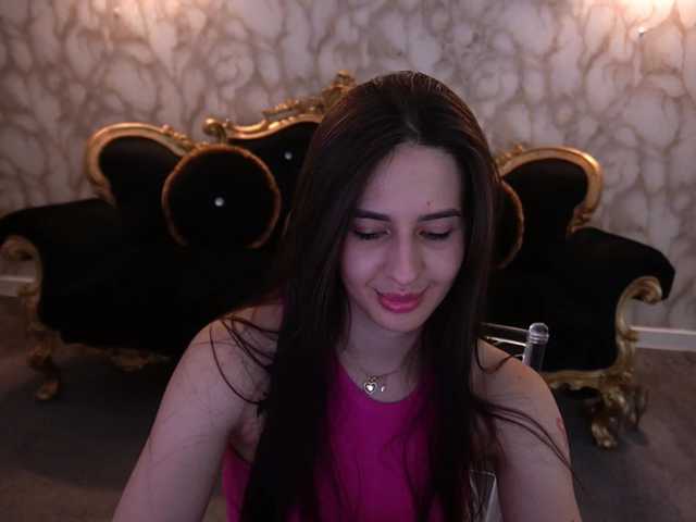 AlesiaDessmond live webcam show