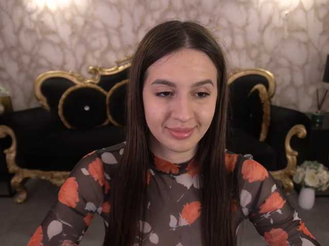 AlesiaDessmond live cam on BongaCams