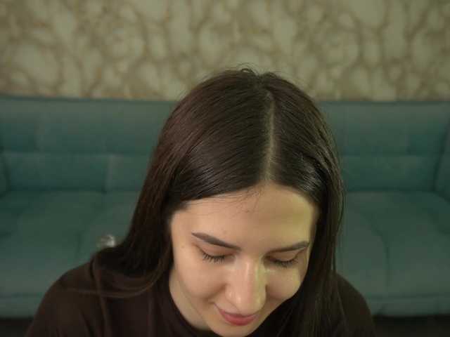 AlesiaDessmond live cam on BongaCams